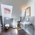 Kanal 33 Bed & Breakfast Schafstedt