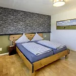 Bed & Breakfast Kanal 33 4*