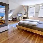 Kanal 33 4*