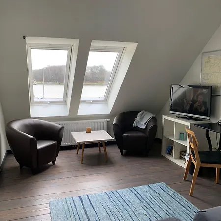 Kanal 33 Bed & Breakfast