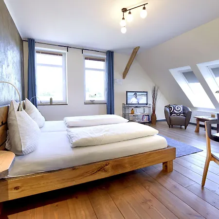 Kanal 33 Bed & Breakfast