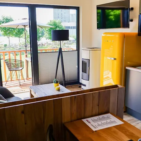 Kanal 33 Bed & Breakfast