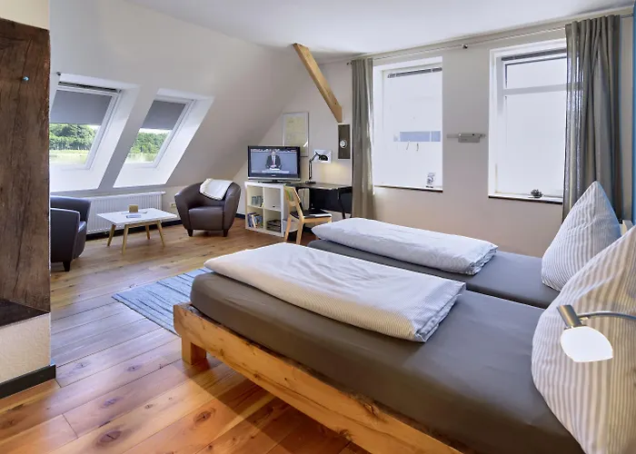 Kanal 33 4* Schafstedt